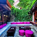 Vendégház Pansion Oscar Summer Garden Mostar