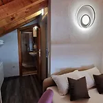 Pansion Oscar Summer Garden 3* Mostar