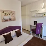 Vendégház Pansion Oscar Summer Garden Mostar