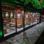 Gasthof Pansion Oscar Summer Garden Mostar